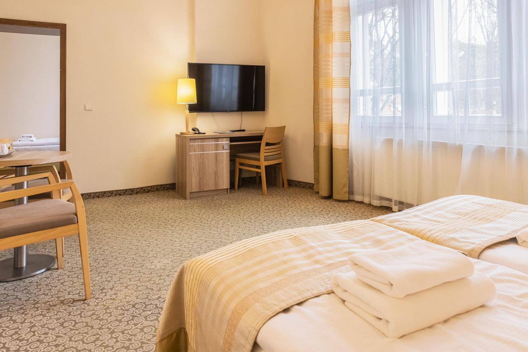 Hotel Cesarskie Ogrody Swinoujscie Kültér fotó