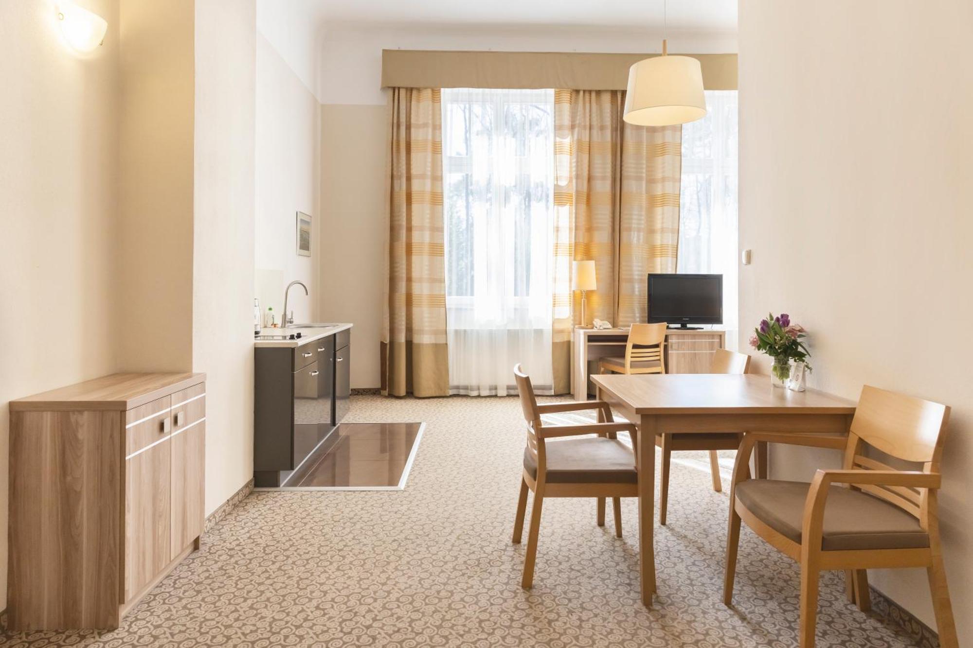 Hotel Cesarskie Ogrody Swinoujscie Kültér fotó