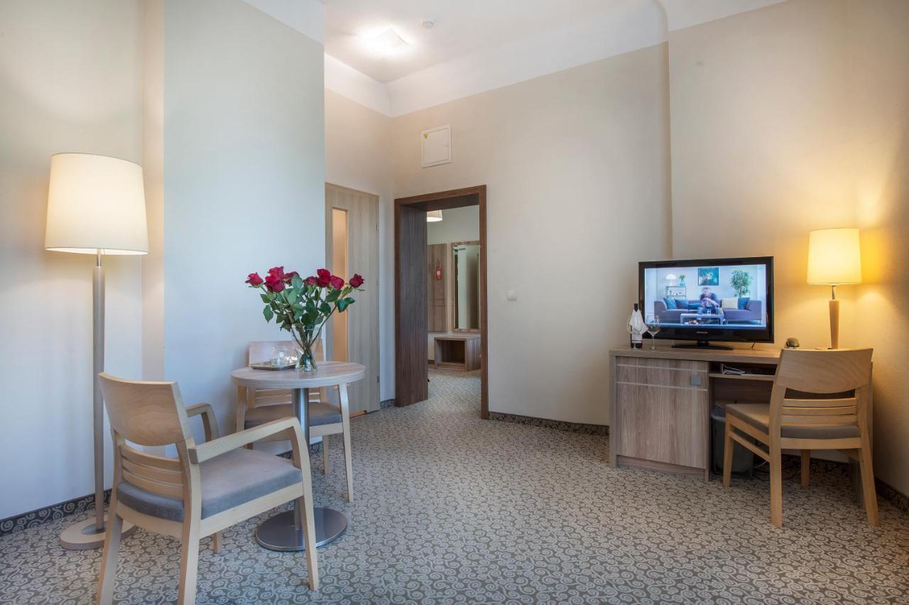 Hotel Cesarskie Ogrody Swinoujscie Kültér fotó